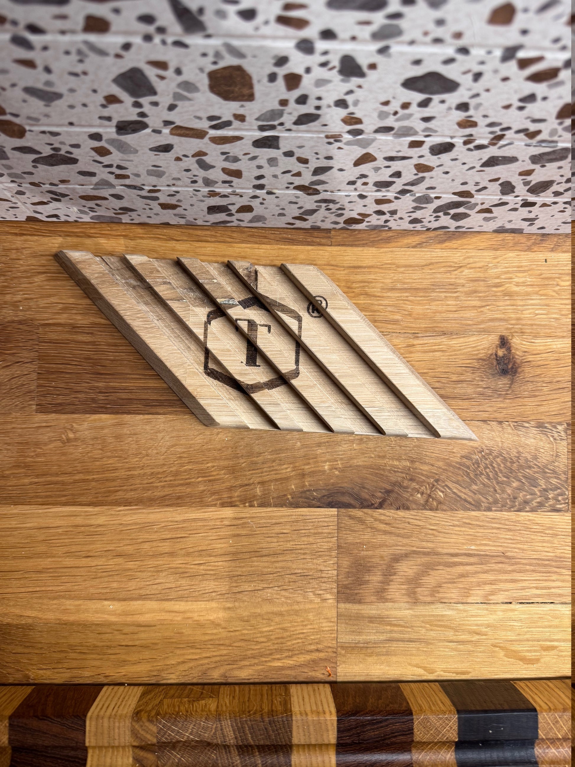 Trefjøla®'s Frokostfjølsett holder